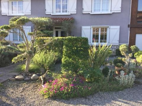Bed and Breakfast Loft Atypique Villeneuve-de-Rivière Exteriér fotografie
