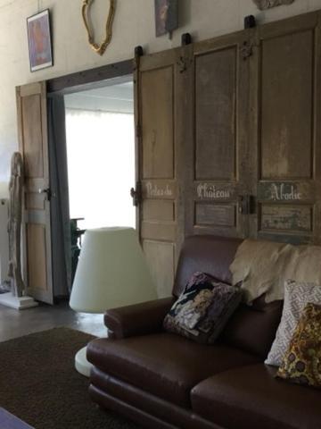 Bed and Breakfast Loft Atypique Villeneuve-de-Rivière Exteriér fotografie