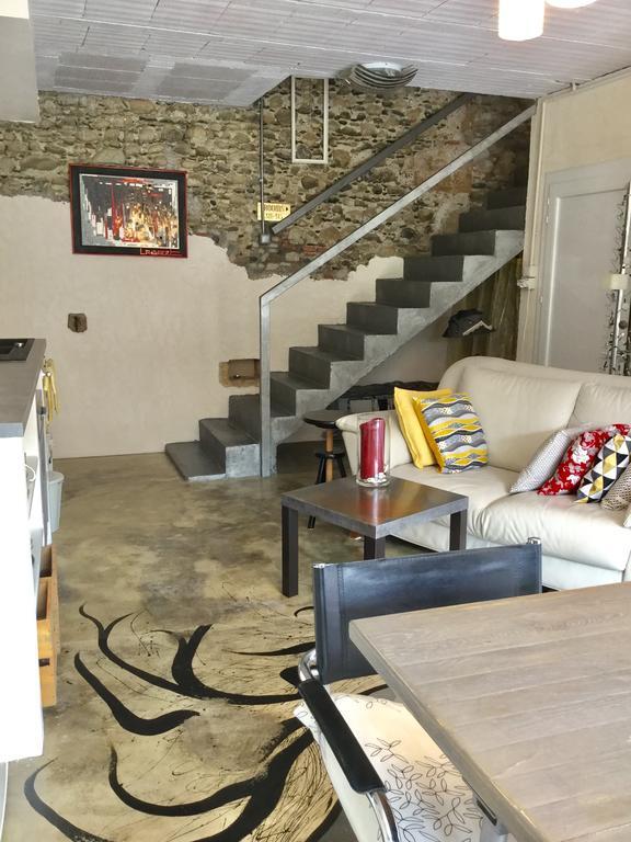 Bed and Breakfast Loft Atypique Villeneuve-de-Rivière Exteriér fotografie